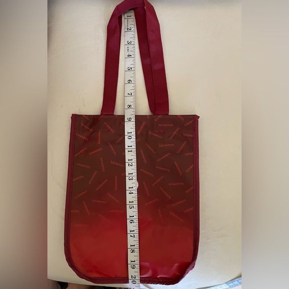 Lululemon Small Reusable Red Bag - Picture 2 of 4